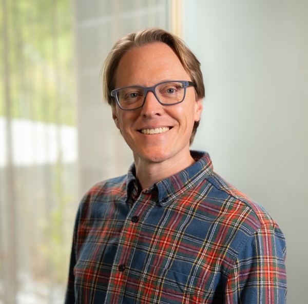 Scott Weitze profile