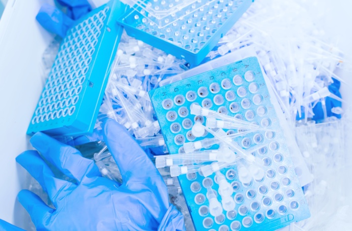 Reduce lab waste containers